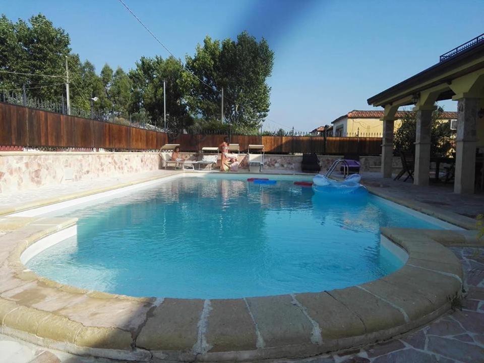 Villa Carmen Castel Volturno Luaran gambar